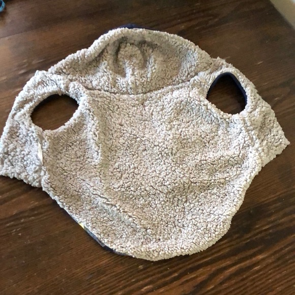 🌟HOST PIC🌟EUC 🐶 Fleece coat for a medium sized dog, measurements in pics. - Picture 3 of 6